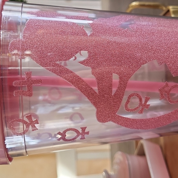 sailor moon 🌙  big sippy cup - Picture 2 of 3